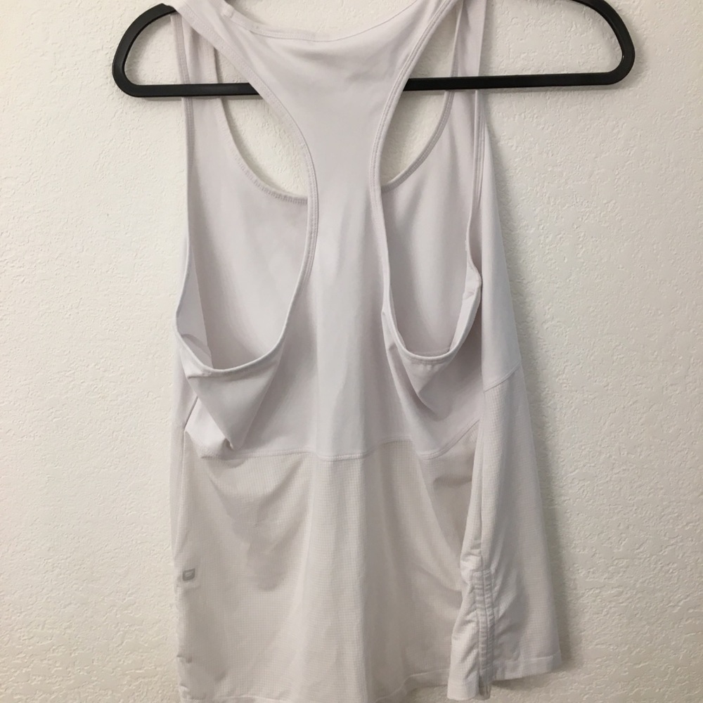 Fabletics white tank top size large - Picture 7 of 7